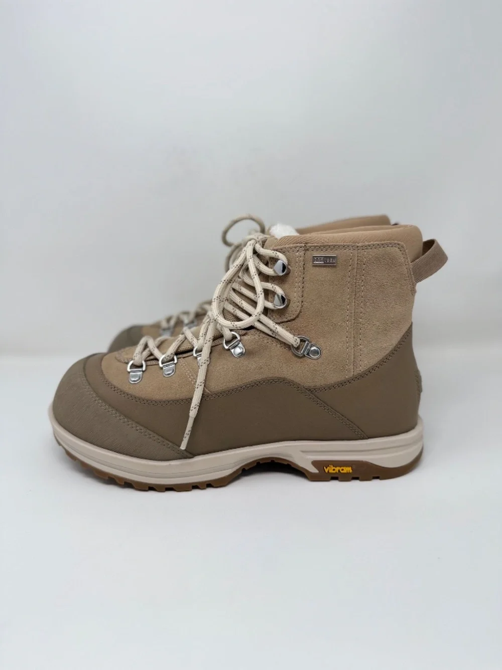 UGG women brecken
